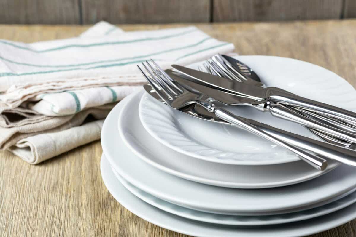 assiette et couverts