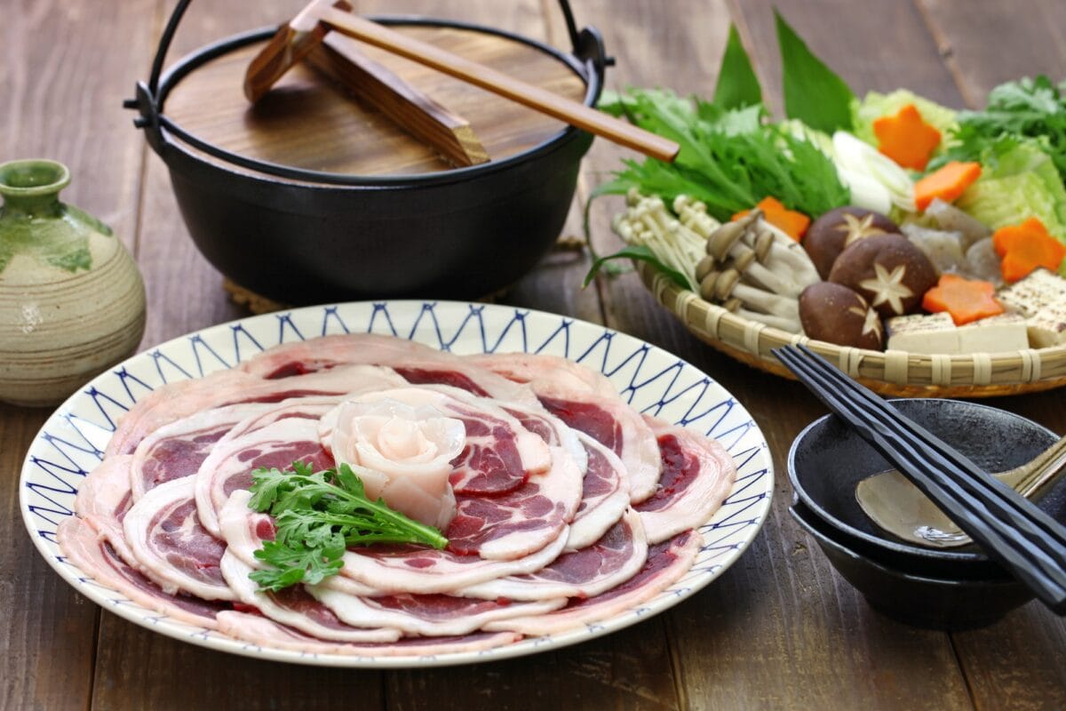 botan nabe, hot pot de sanglier, cuisine japonaise