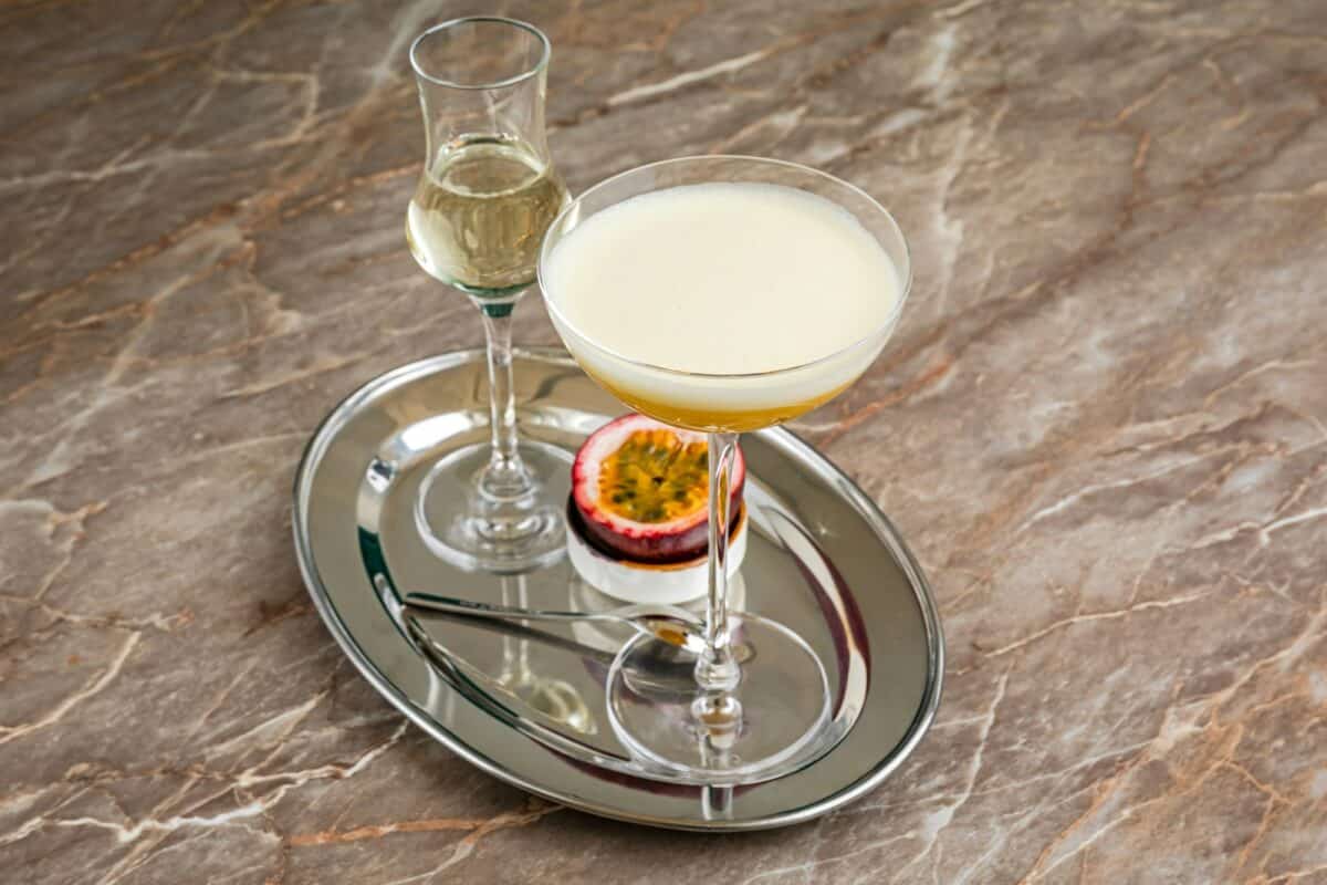 Cocktail martini de star du porno aux fruits de la passion et à la vodka
