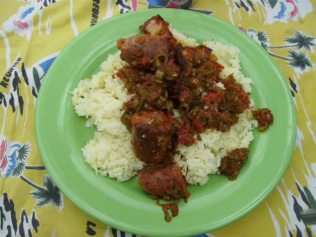 Découverte du rougail saucisse : origine et recettes d'un plat traditionnel