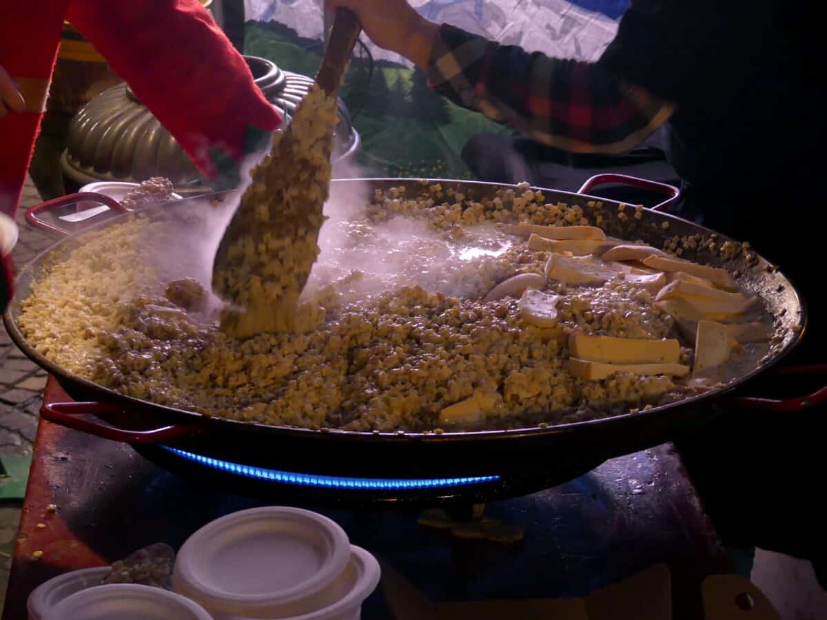Découvrez la croziflette : guide complet pour réussir ce plat savoyard traditionnel