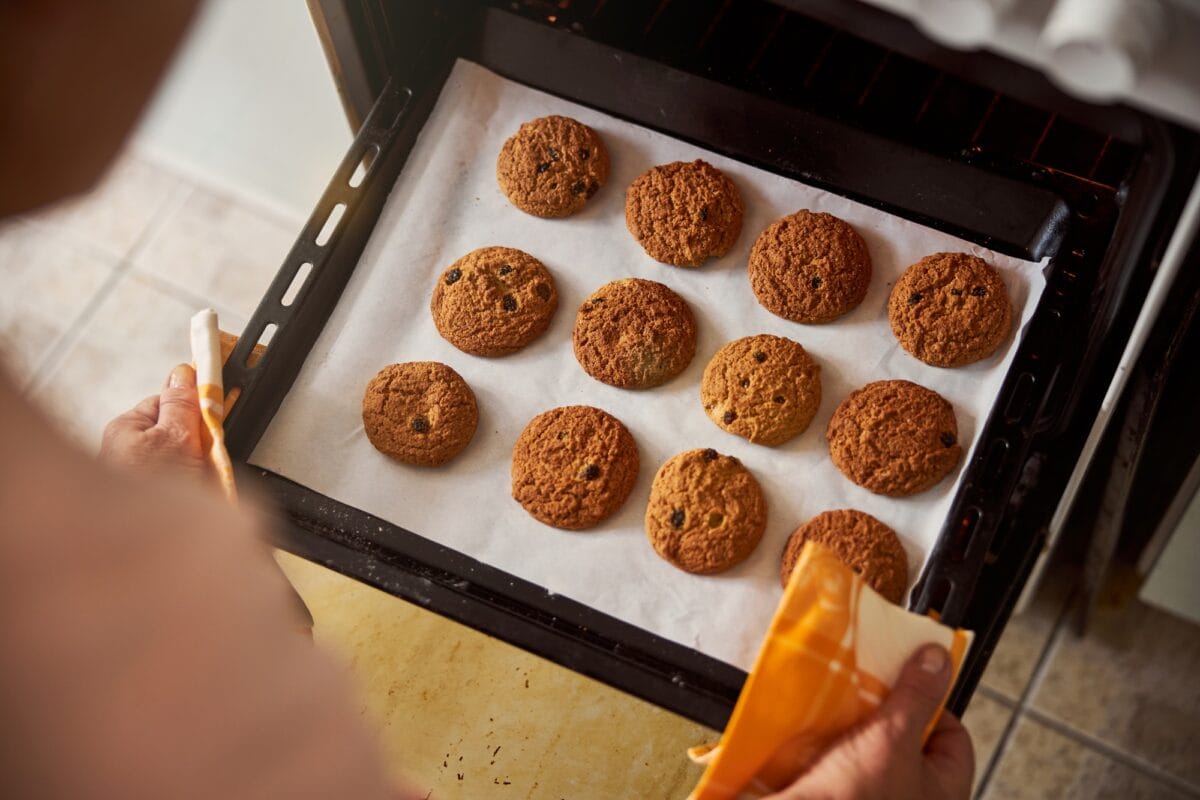 Fresh home-baked cookies on a baking sheet