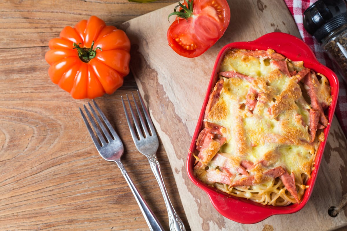 Gratin de pâtes au jambon crémeux