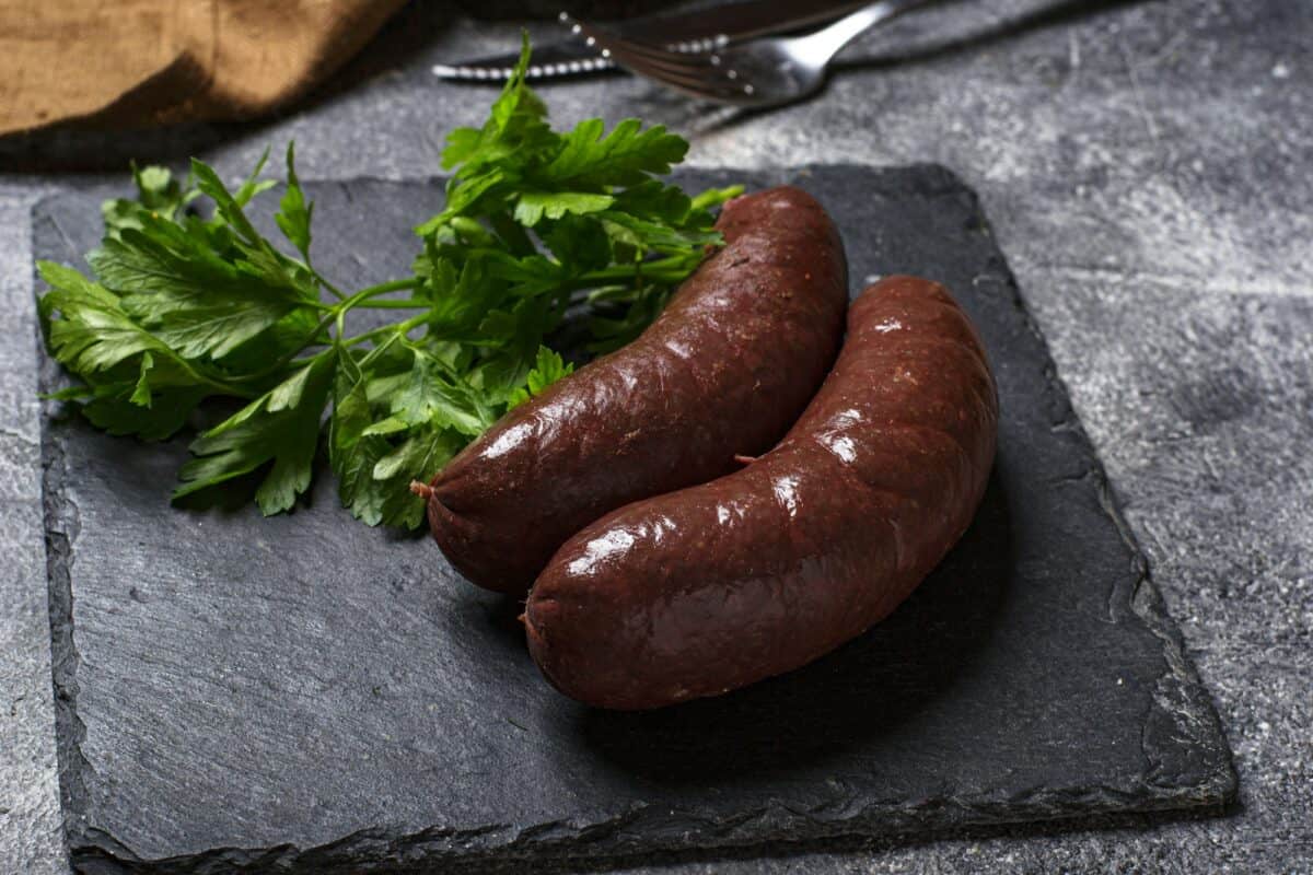 Homemade uncooked black pudding sausages