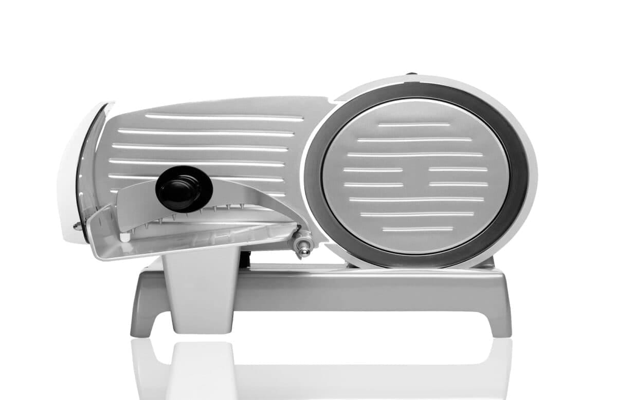 machine for cutting meats or sausages