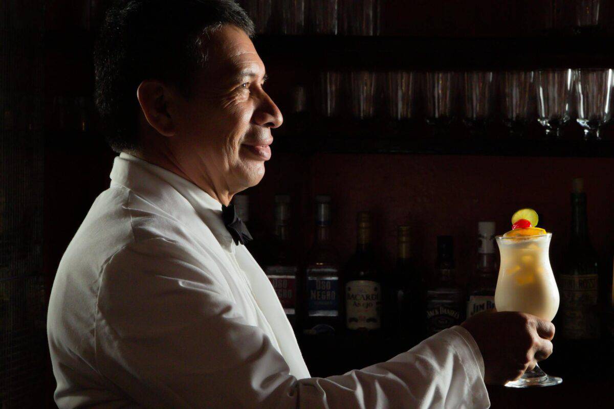 Découvrez l'origine fascinante de la Piña Colada : entre histoire et légendes