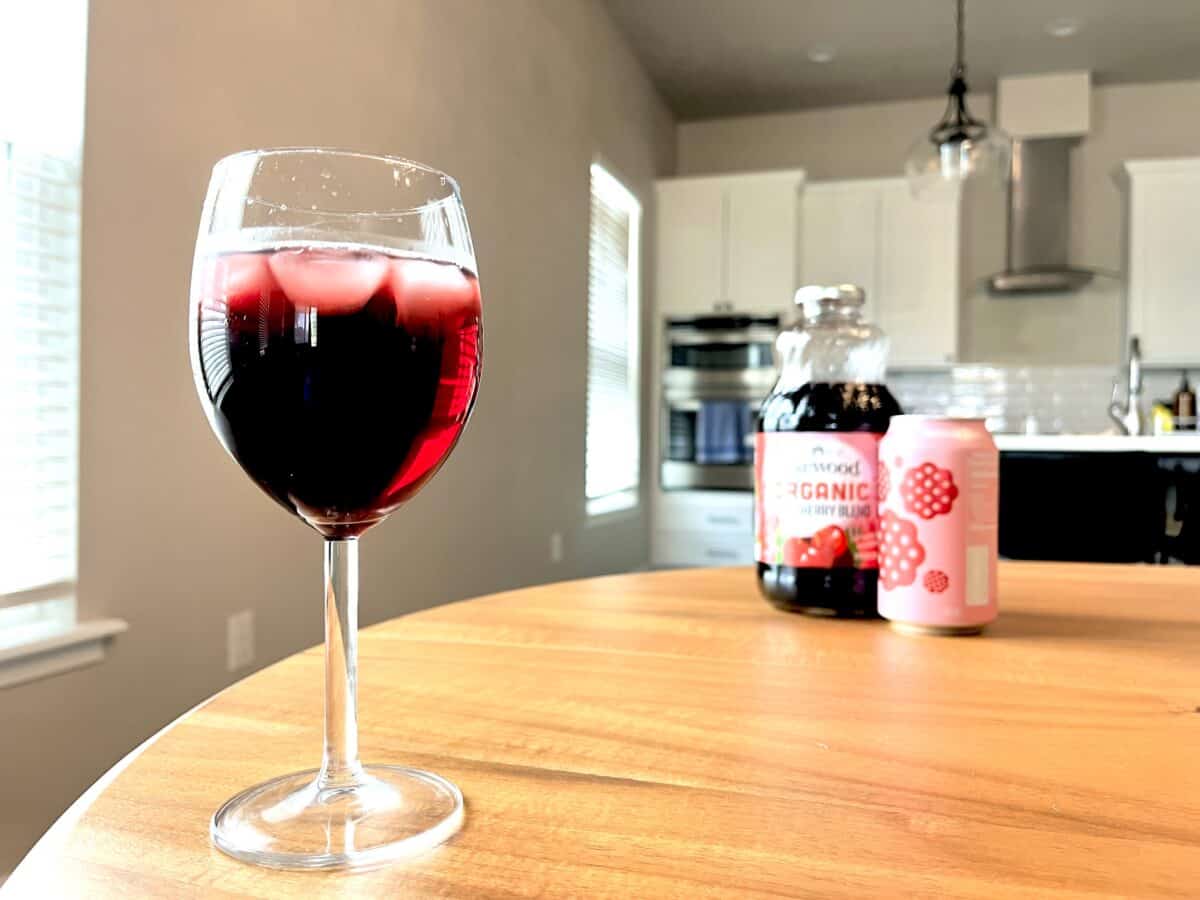 Découverte de l'origine du mocktail : histoire et évolution des cocktails sans alcool