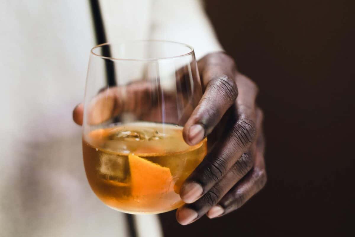 Découvrez la recette authentique du cocktail Spritz pour un apéritif réussi