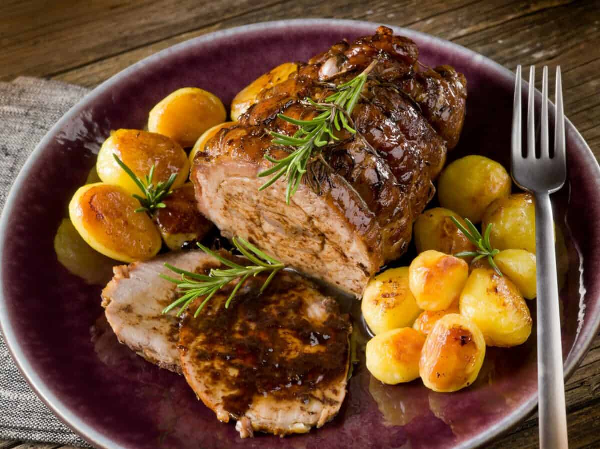 roast of veal with potatoes