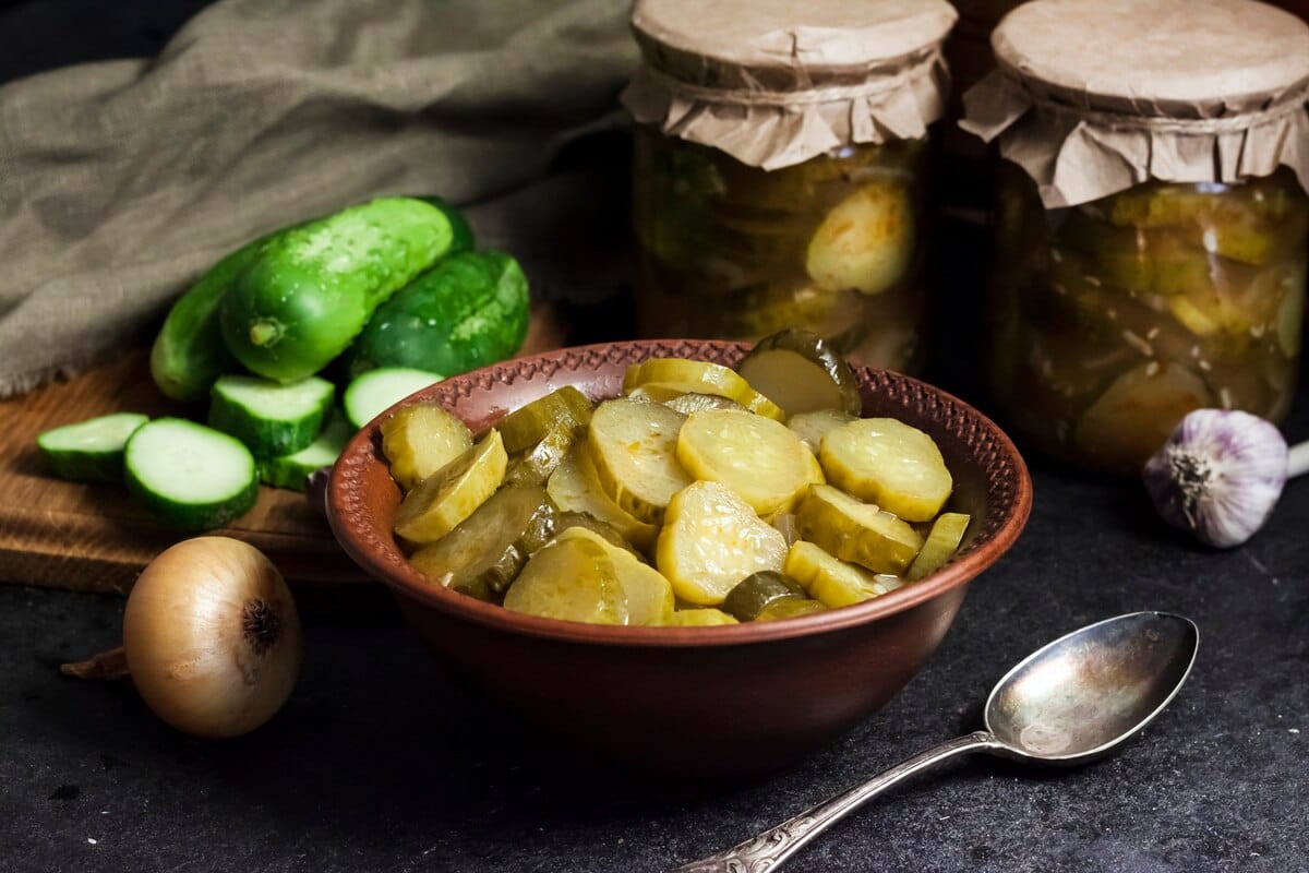 Cornichons au vinaigre (à cru)