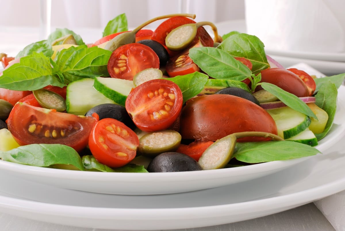 Salade de légumes d'été