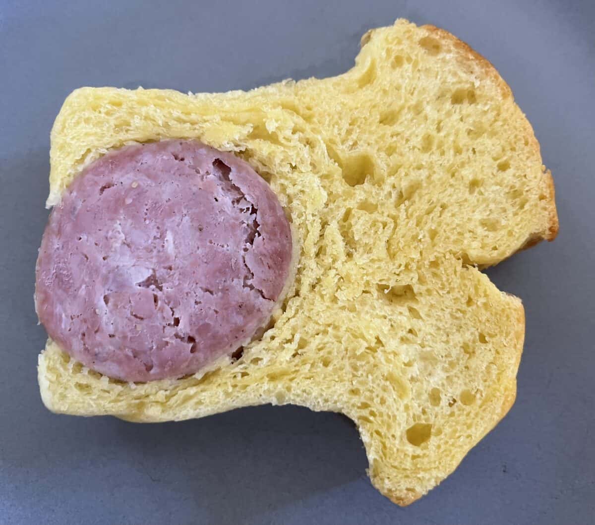 saucisson brioché lyonnais