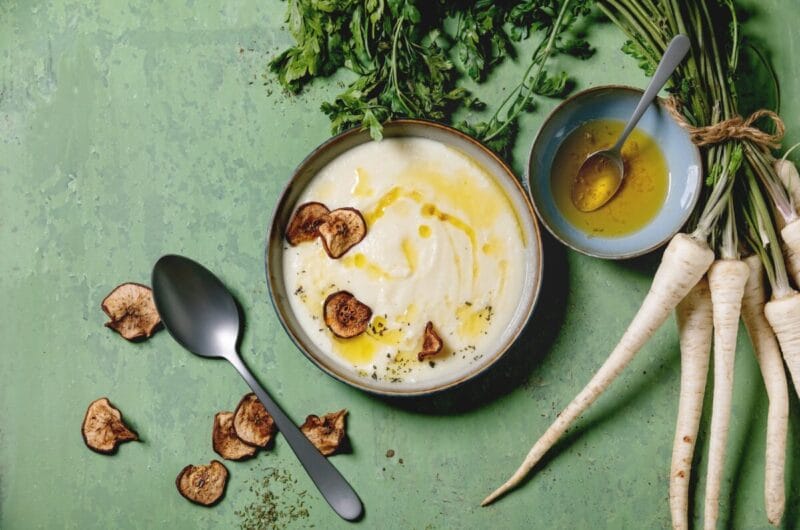 Velouté de panais et poire à la cardamome