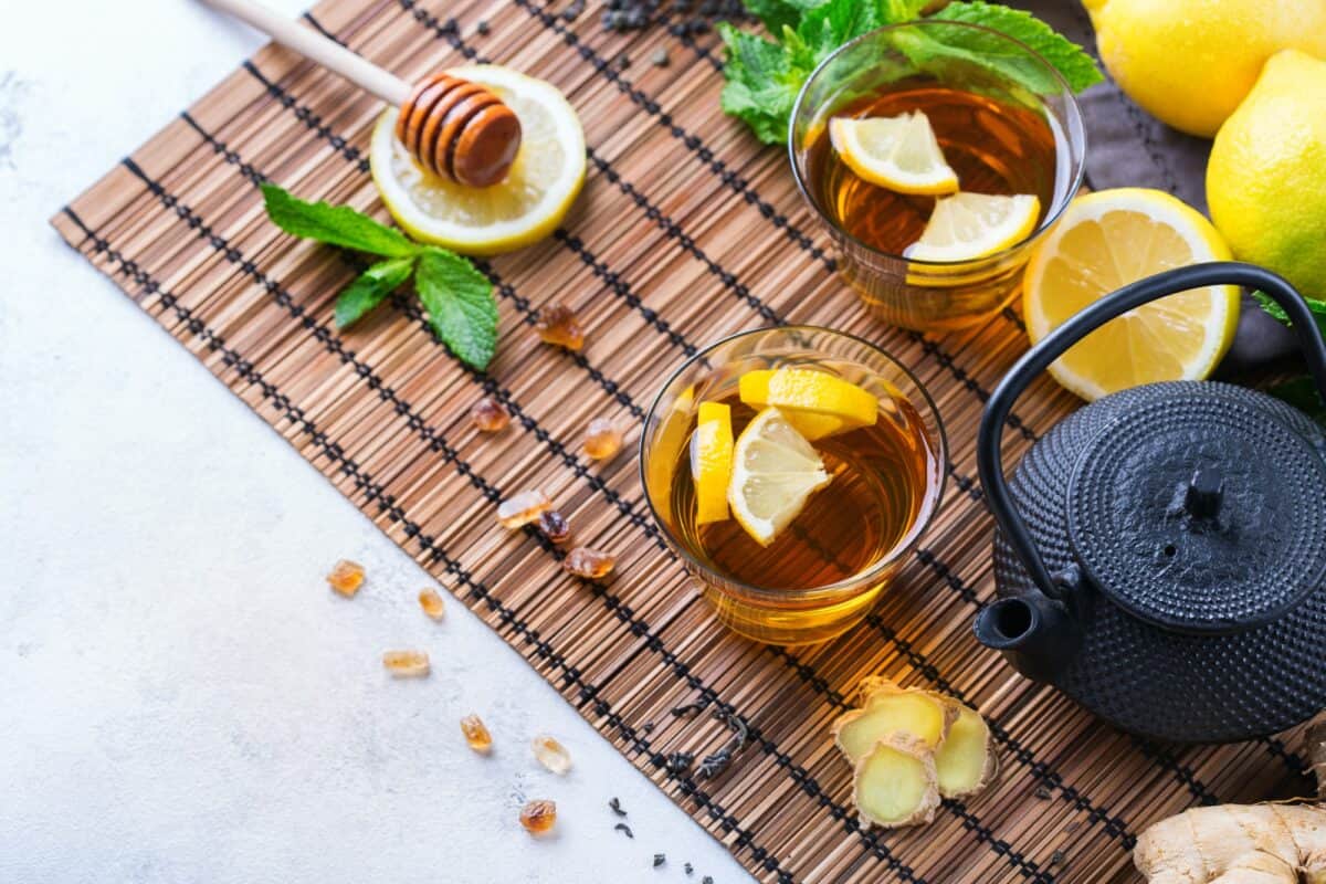 Théière japonaise chinoise citron gingembre menthe