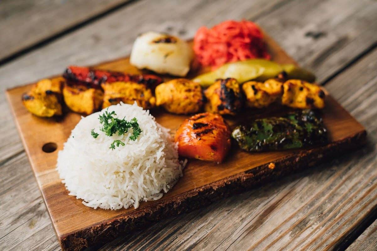 Découvrez le meilleur de la cuisine libanaise : votre traiteur libanais authentique à Paris